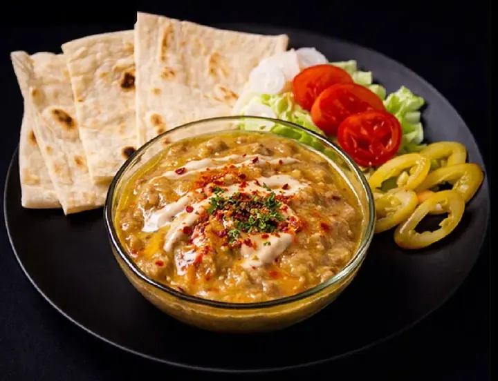 Warm Whole Chickpeas (Hummus Hab)